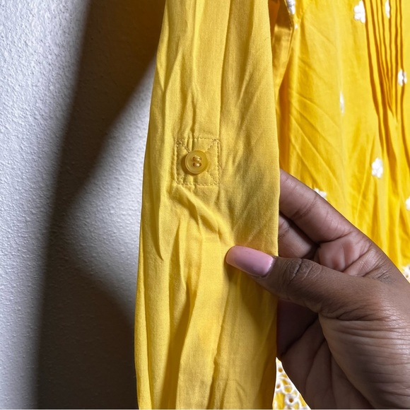 American Sweetheart Women Top Medium Yellow Eyelet Henley Prairie Cottagecore - Picture 4 of 8